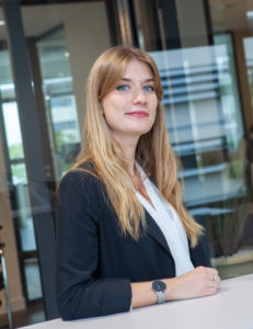 Manon Arquier assistante marketing et communication chez Strategy's Finance - Qui sommes-nous ?